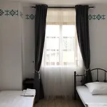 Zamek Lesany بيت ضيافة
