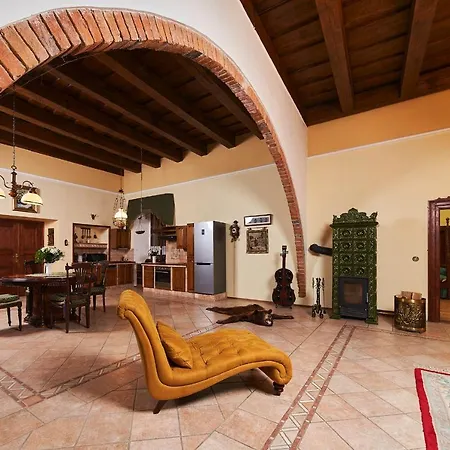 Zamek Lesany Guest house
