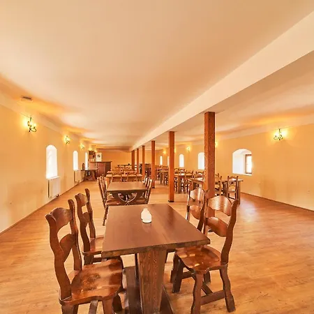 Zamek Lesany Guest house Netvorice