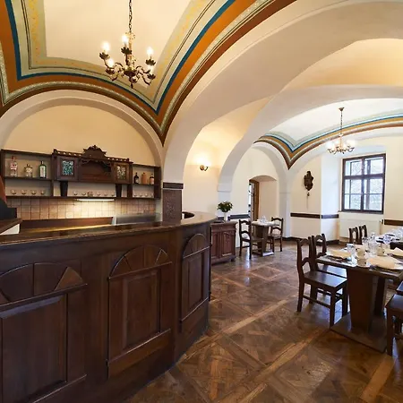 Zamek Lesany Maison d'hôtes 3*