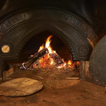 Zamek Lesany Netvořice