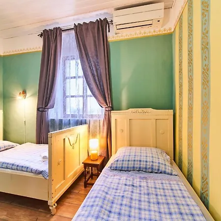 Zamek Lesany Netvořice