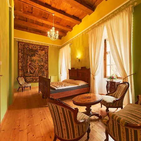 Guest house Zamek Lesany 3*
