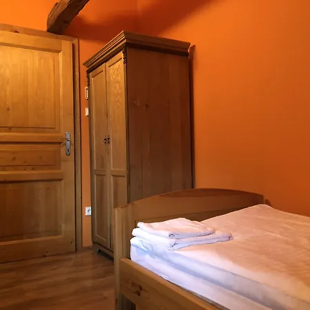 Zamek Lesany Netvořice