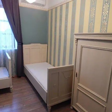 Guest house Zamek Lesany 3*