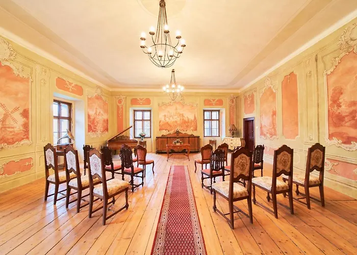 Zamek Lesany Guest house