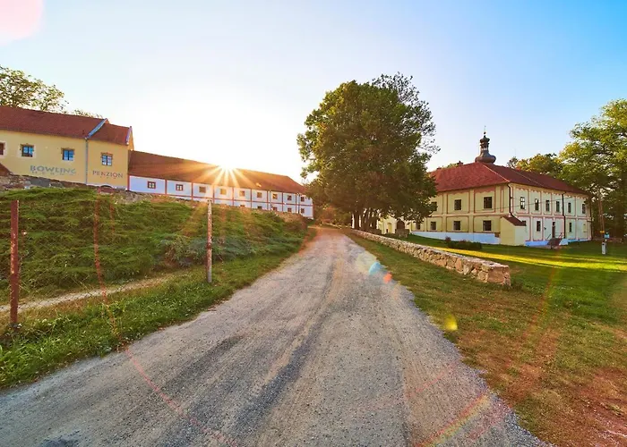 Zamek Lesany Netvořice