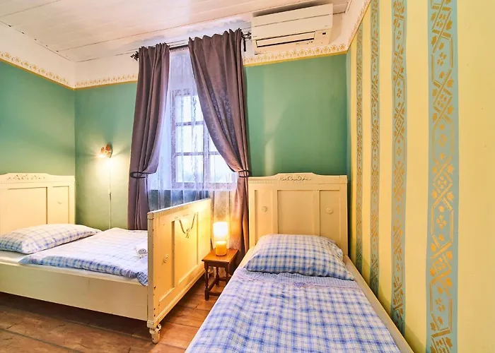 Zamek Lesany Netvorice