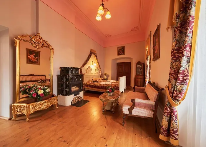 Zamek Lesany Netvorice