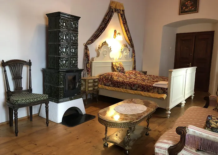 Zamek Lesany Netvorice