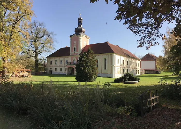 Zamek Lesany 3* Netvořice