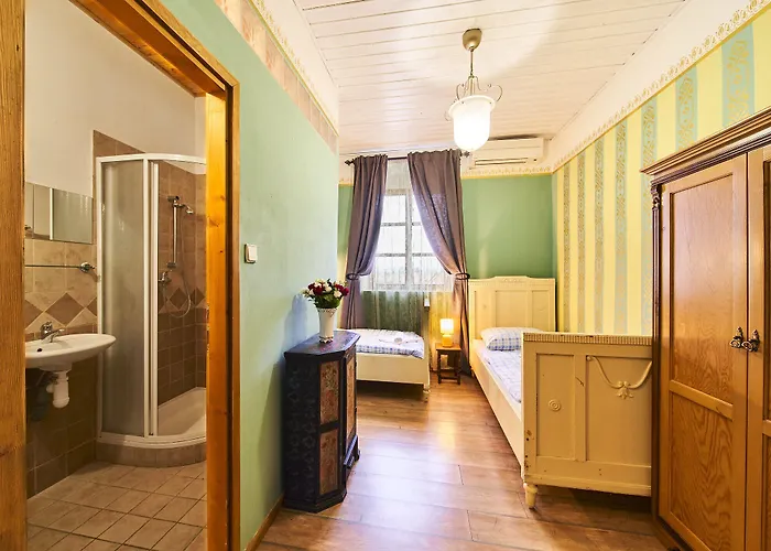 Zamek Lesany Guest house